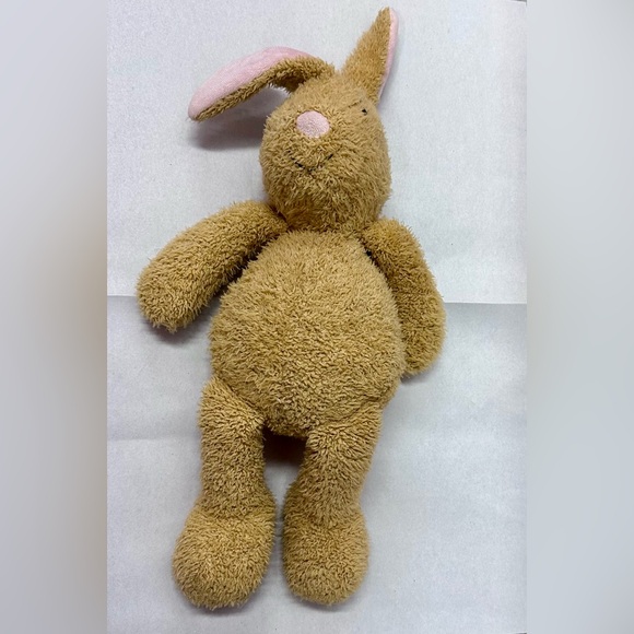 Vintage Hallmark Exclusive Hennly Huggable Bunny 2012 Plush 22” - Picture 5 of 8